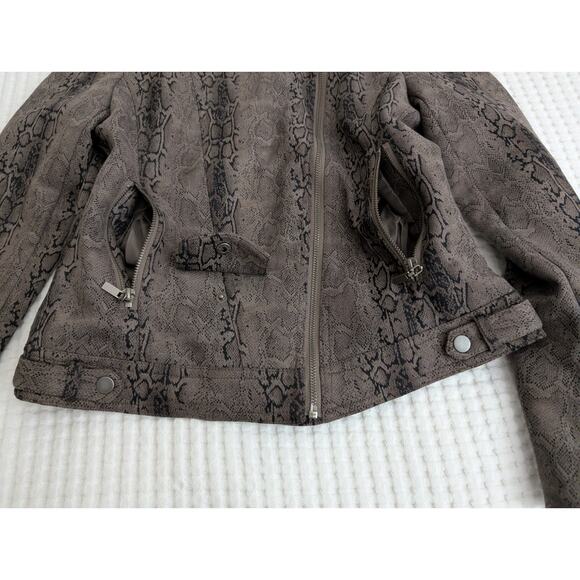 love token jacket - Picture 8 of 14